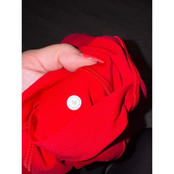 Lululemon Swift Speed High-Rise Tight 28"
Dark Red Size 18 women's - Picture 7 of 7